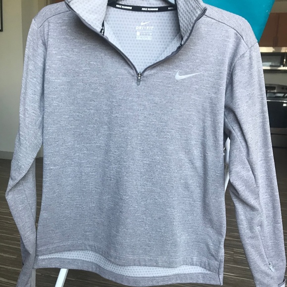 Nike Tops - Nike women's running top DRI FIT Nike Tops - Nike women's running top DRI FIT